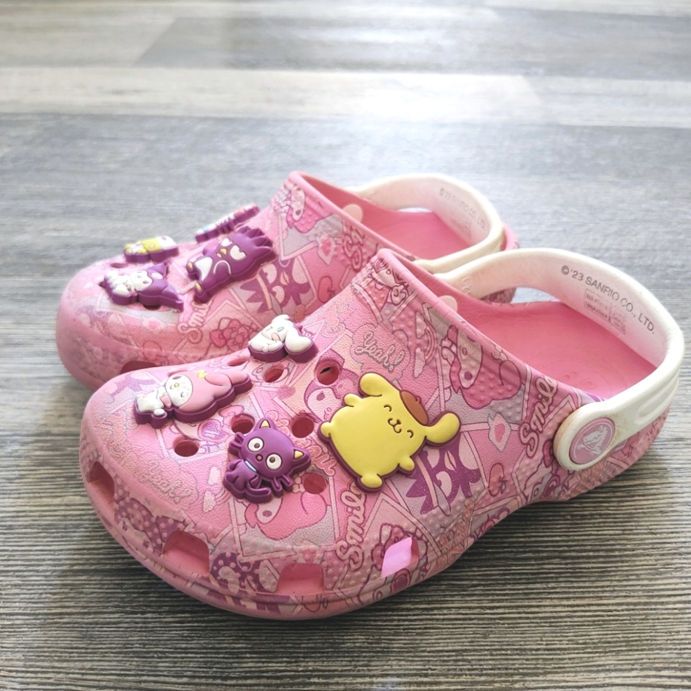 CROCS x Sanrio & Friends 11C